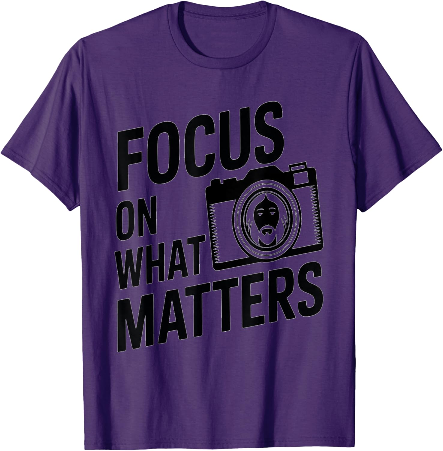 Focus on What Matters Faith Design T-Shirt for Christian Photography Lovers - 4